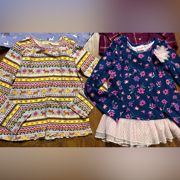 Four Shirts - Picture 3 of 7